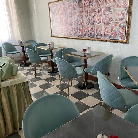 Hotel Giglio ฟลอเรนซ์ ภายนอก รูปภาพ