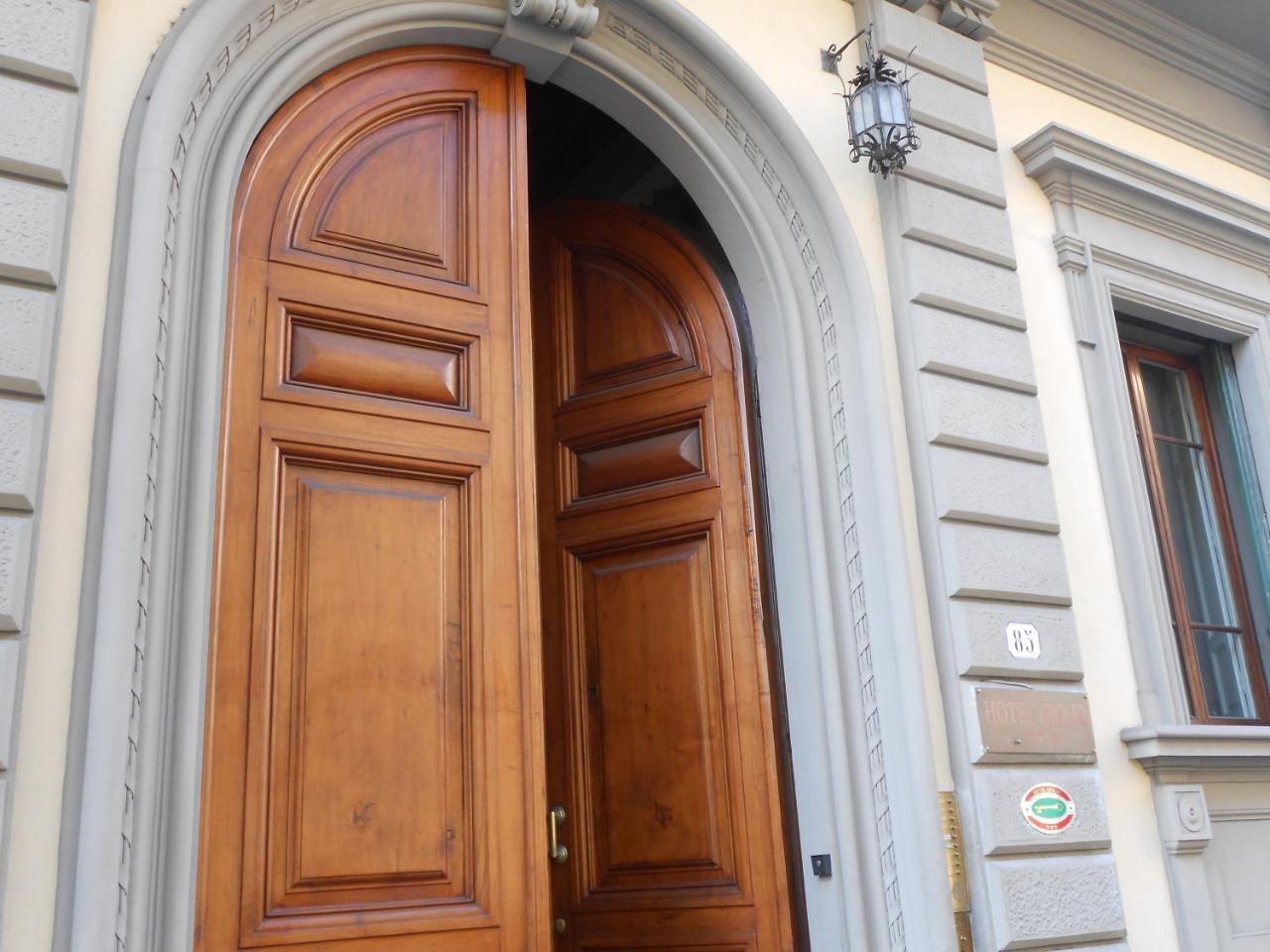 Hotel Giglio ฟลอเรนซ์ ภายนอก รูปภาพ